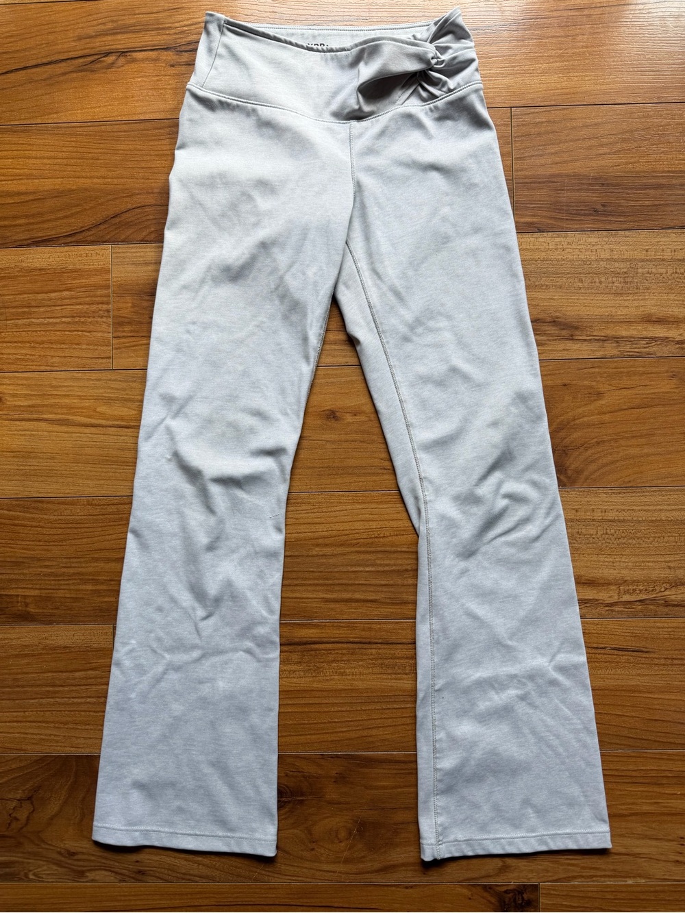 Abercrombie Kids YPB Size 9/10Girls' Light Gray Twist-Waist Yoga Pants